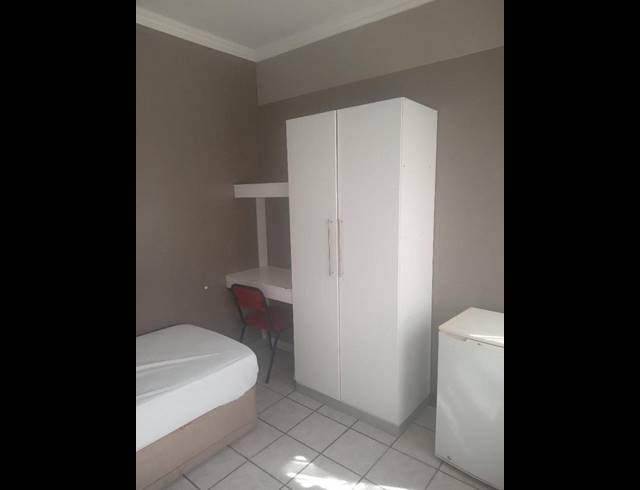 1 BEDROOM PROPERTY TO RENT IN SUNNYSIDE